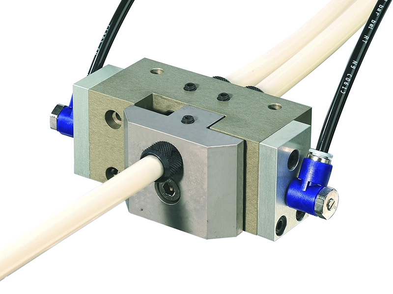 POWER SUPPLY EXCHANGE OF STUDS